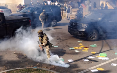 Federal judge demands answers from Trump admin on following order to avoid violent encounters with Chicago protesters
